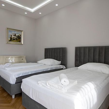 Charming 2-Room Apartment With Balcony, 15 Min To Center Vienna Exterior photo