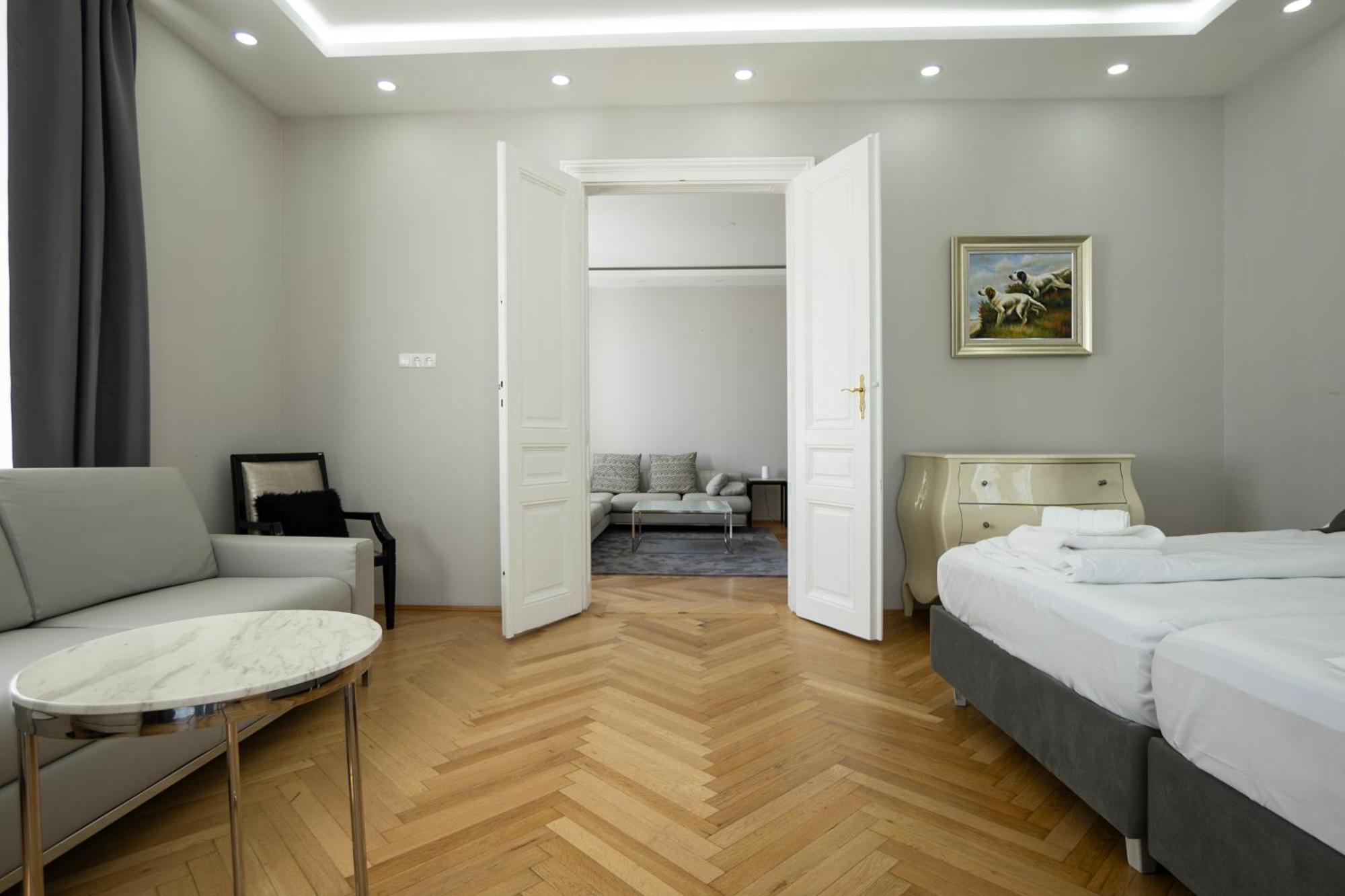 Charming 2-Room Apartment With Balcony, 15 Min To Center Vienna Exterior photo